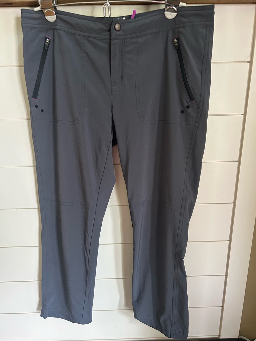 Title Nine Gray Golf Pants
